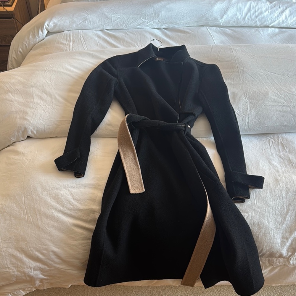 Theory Elegant Black Trench Coat with Tan Accents